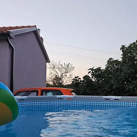 Nori Villa